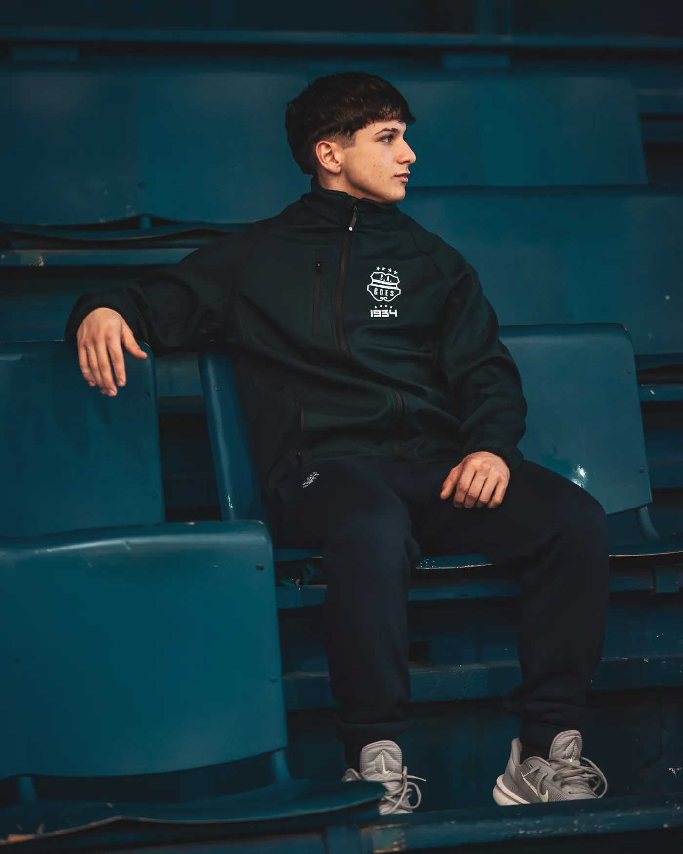 campera de neopreno azul